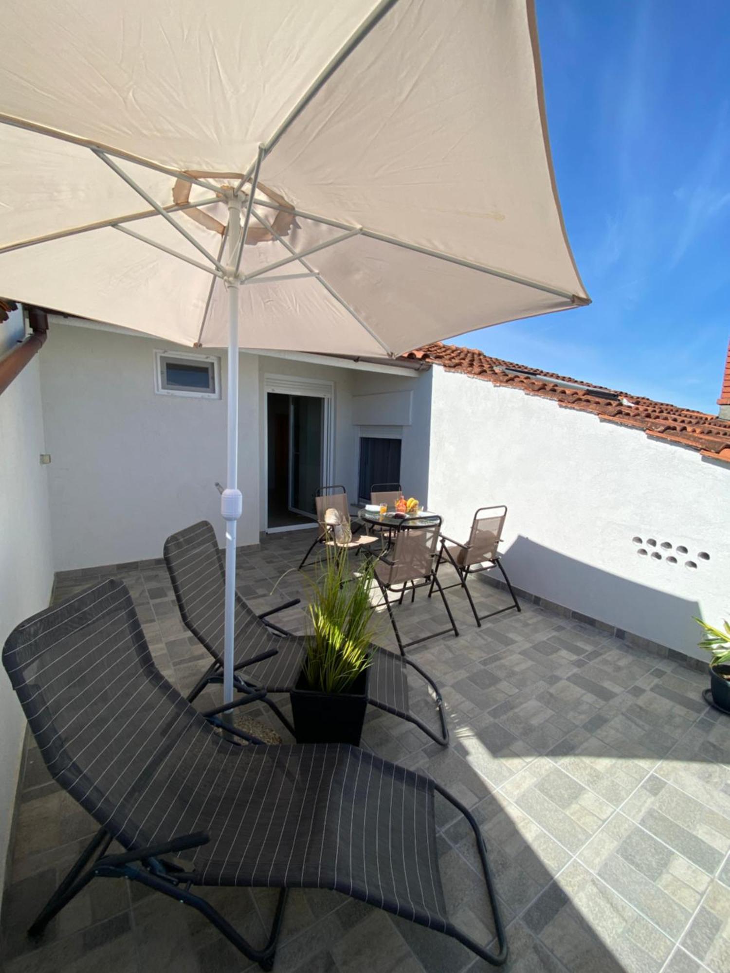 PUY Apartments Jozephine מראה חיצוני תמונה